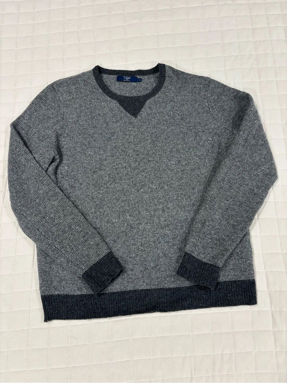 J.Crew 100% Lambswool Crewneck Sweater Gray Charcoal Contrast V Detail Men’s XL